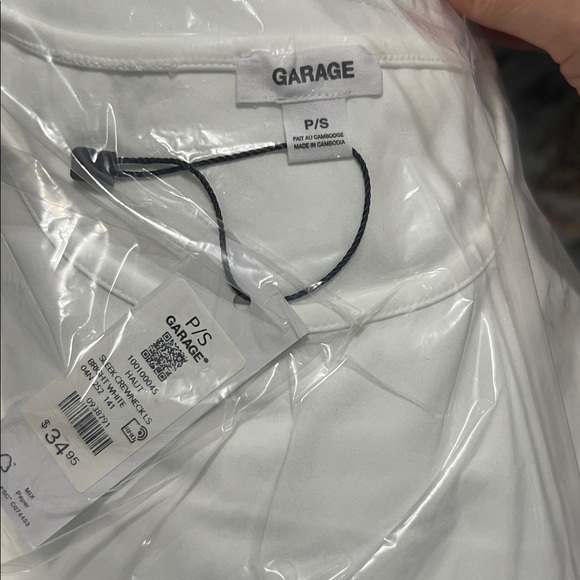 NWT Garage Sleek Crewneck Long Sleeve Basic Layering Top  white SM /XS / XXS - Picture 3 of 4